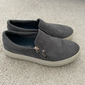 Dr. Scholl’s slip on sneakers